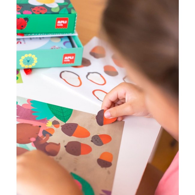 Zestaw z naklejkami Apli Kids - Biedronka