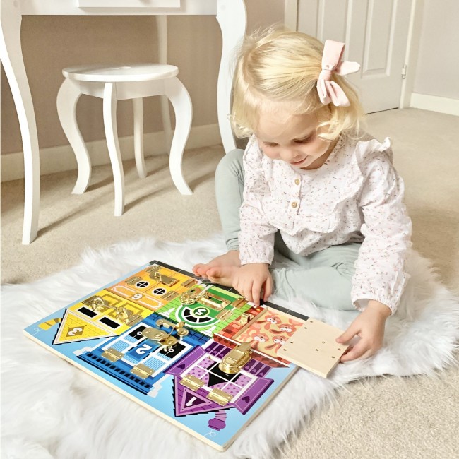 Drewniana tablica z zamkami Melissa & Doug - Zwierzątka