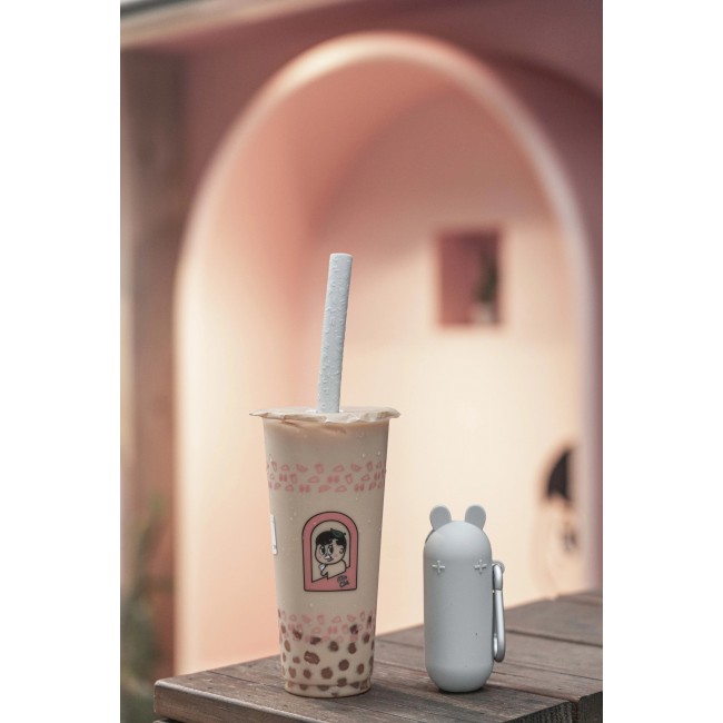 Silikonowa słomka do Bubble Tea w etui We Might Be Tiny - Grey