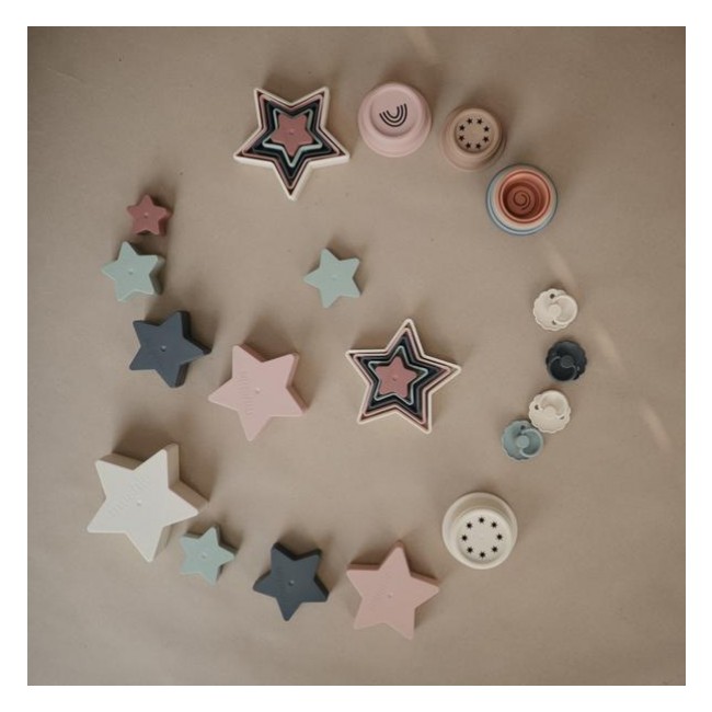 Piramidka sensoryczna Mushie - Nesting Star