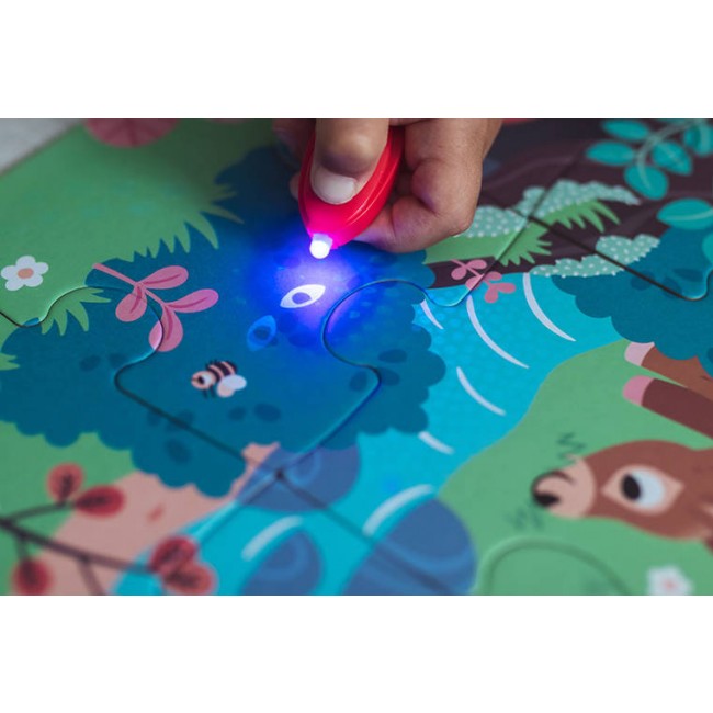 Świecące puzzle z mini-lampką UV Janod - Las 24 elementy 3+