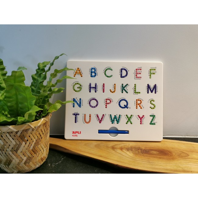 Magnetyczna tablica Apli Kids - Litery ABC