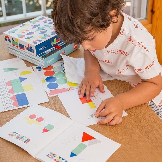 Zestaw z naklejkami geometrycznymi Apli Kids - Pojazdy