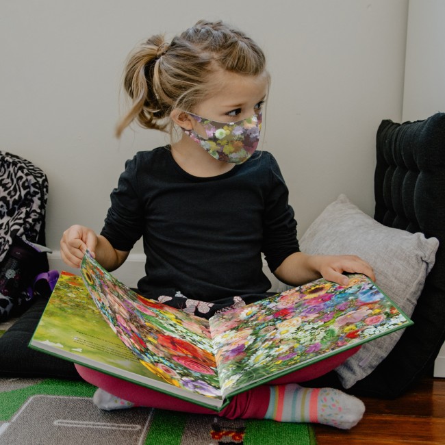 Książka "Strażniczka Słońca" Wydawnictwo Literackie