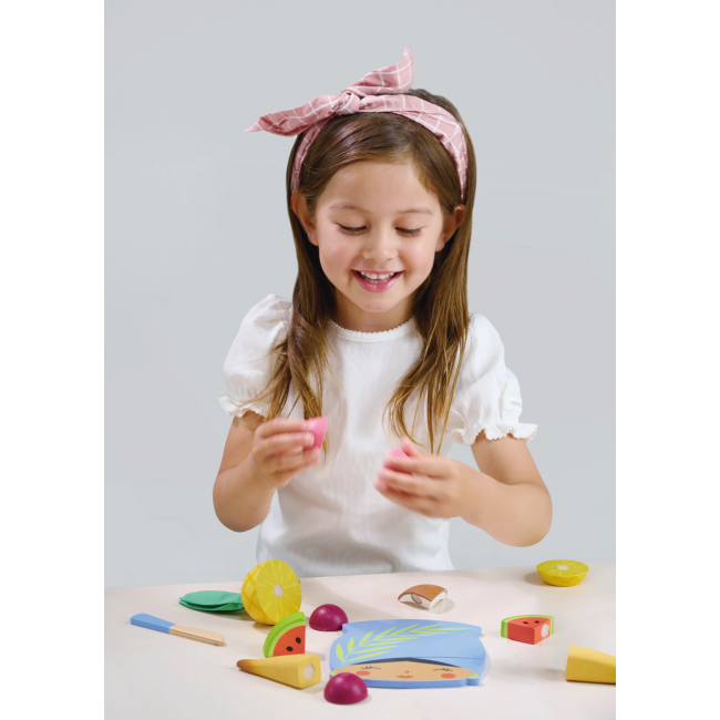Drewniana deska z owocami tropikalnymi do krojenia Tender Leaf Toys