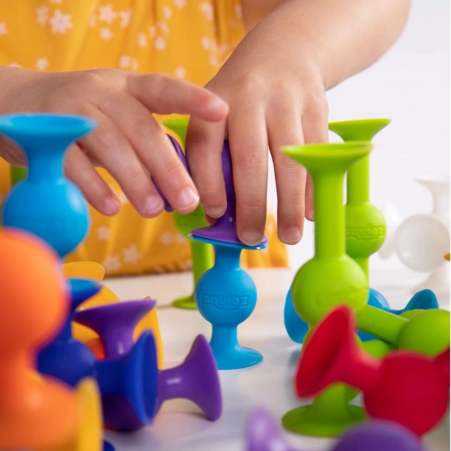 Klocki Przyssawki Squigz Delux 44 elementy Fat Brain Toys