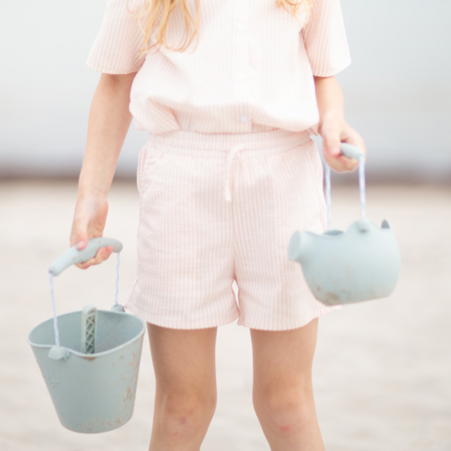 Składane wiaderko do wody i piasku Scrunch Bucket - Błękitny