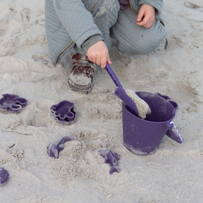 Składane wiaderko do wody i piasku Scrunch Bucket - Purpurowy