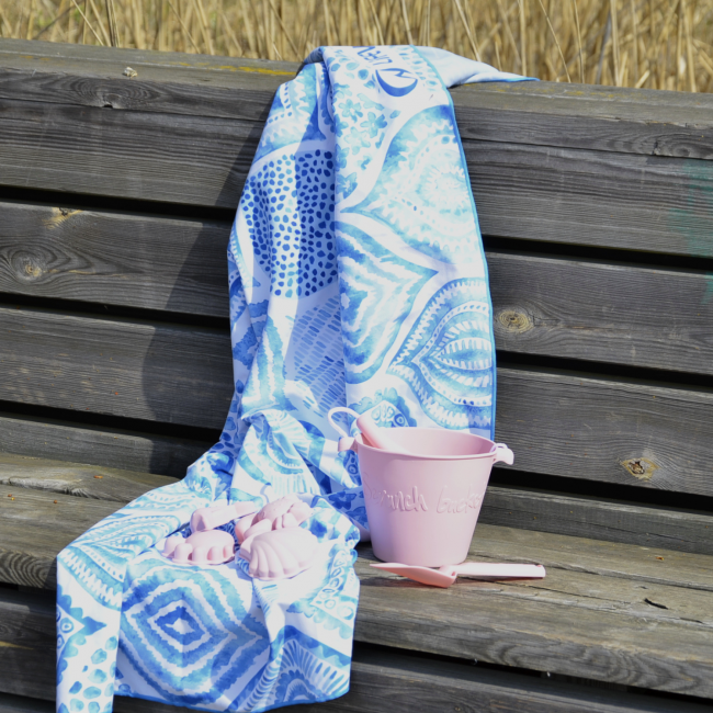 Składane wiaderko do wody i piasku Scrunch Bucket - Pudrowy Róż