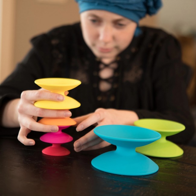 Wieża Szpulek Fat Brain Toys - Spoolz
