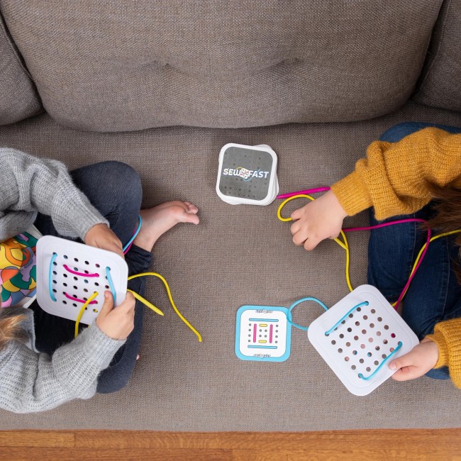 Gra zręcznościowa Fat Brain Toys - Szyj Szybko