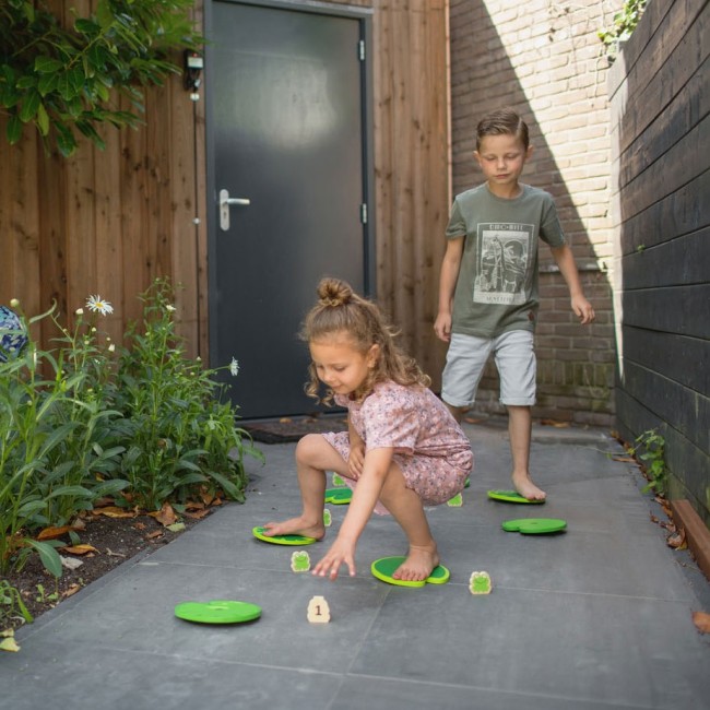 Drewniana gra sensoryczna BS Toys - Zbieraj żabki