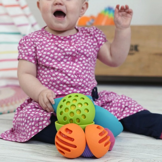 Kule Fat Brain Toys - OombeeBall
