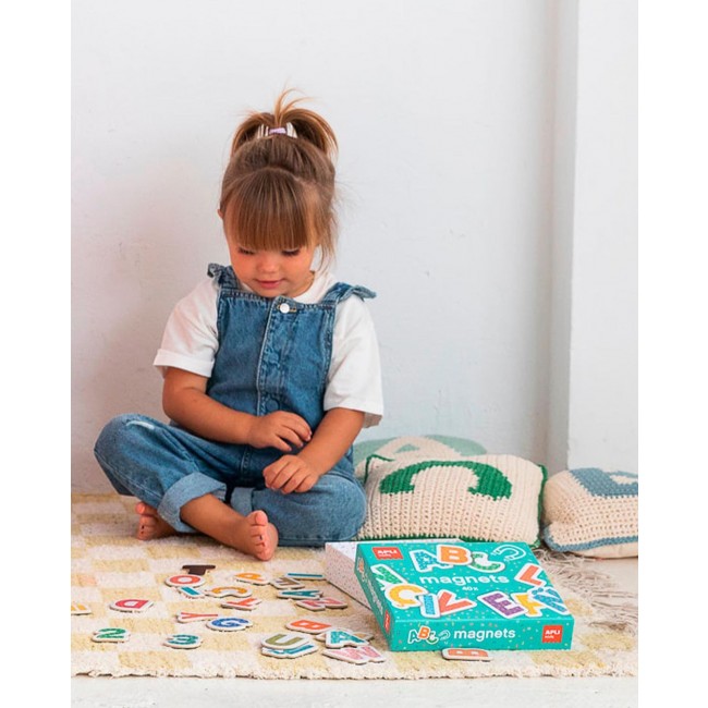 Magnesy drewniane Apli Kids - Litery