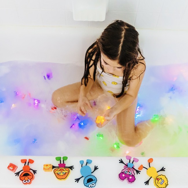 Kostki sensoryczne świecące w wodzie Party Pal Glo Pals - wielokolorowe