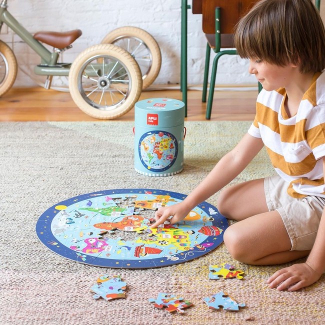 Puzzle okrągłe w tubie Apli Kids - Mapa Świata 5+