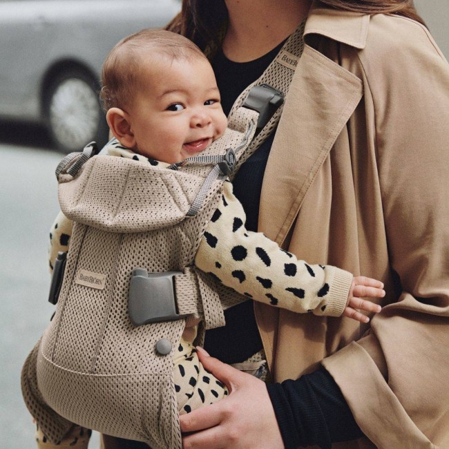 Nosidełko BABYBJORN ONE AIR 3D Mesh - Szary Beż