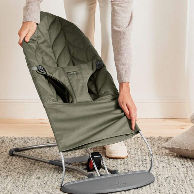 Leżaczek BABYBJORN BLISS WOVEN Petal Quilt - Ciemny Zielony