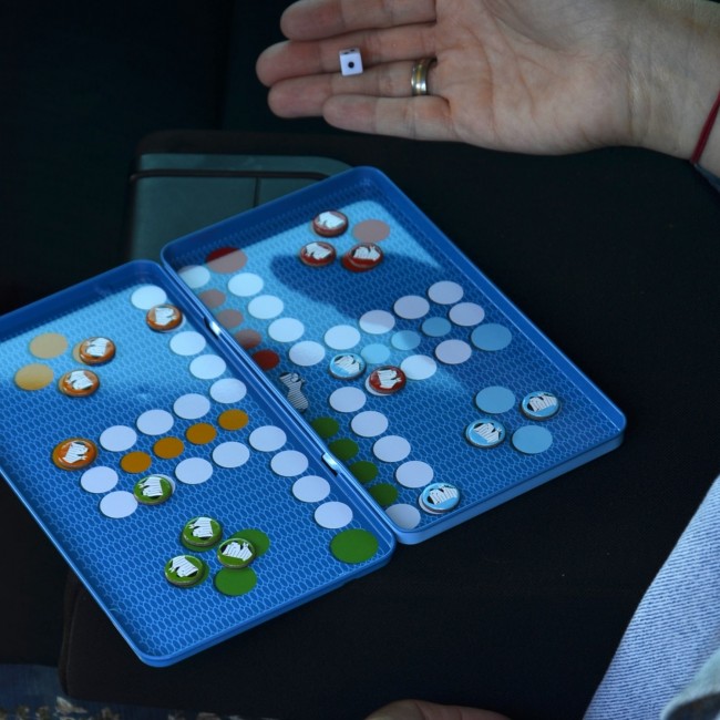 Podróżna gra magnetyczna The Purple Cow - Chińczyk/Ludo