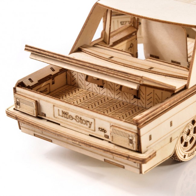 Drewniane Puzzle Model 3D Little Story - FSO Fiat 125p