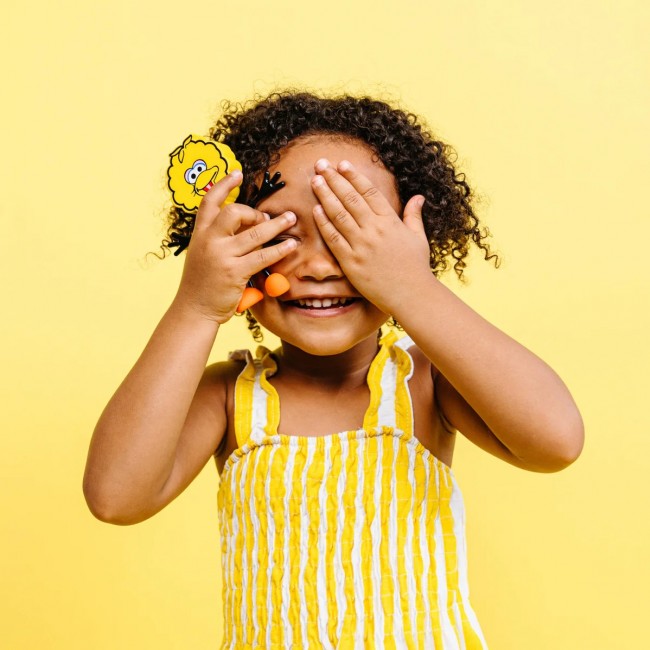 Postać do kąpieli Wielki Ptak Glo Pals - zestaw z dwiema kostkami sensorycznymi świecącymi w wodzie