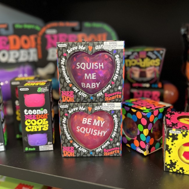 Sensoryczny gniotek Schylling - NeeDoh Squeeze Hearts