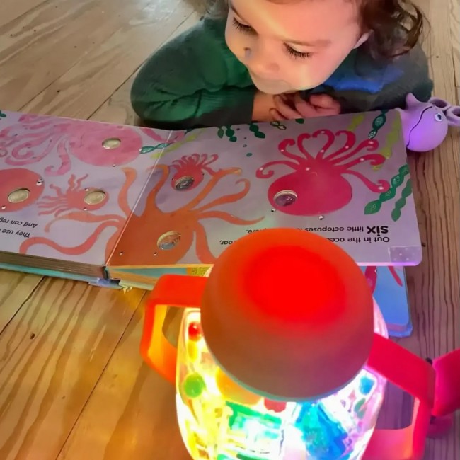 Słoik sensoryczny do napełnienia wodą Glo Pals - czerwony