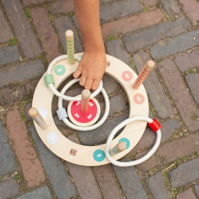 Drewniana gra zręcznościowa BS Toys - Rzut obręczą do celu