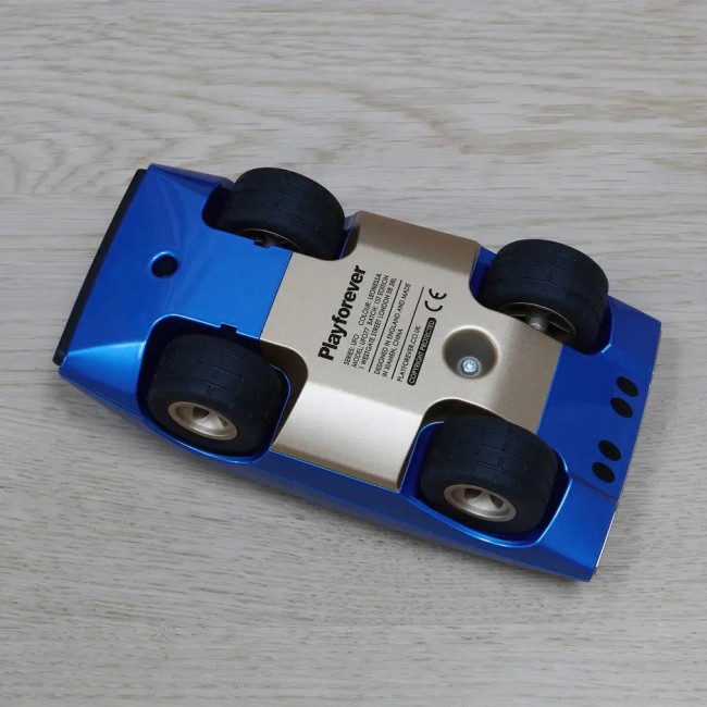 Samochód wyścigowy UFO Playforever - Leonessa