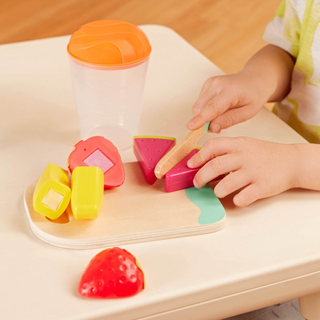 Blender z owocami i akcesoriami Mini Chef B. Toys - Fruity Smoothie Playset