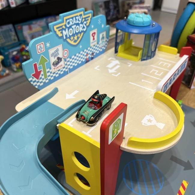 Drewniany garaż Djeco - Crazy Motors