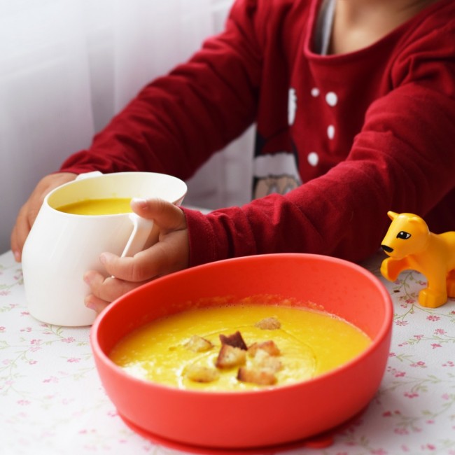 OUTLET Miseczka - Talerzyk Doidy Bowl z przyssawką - czerwony