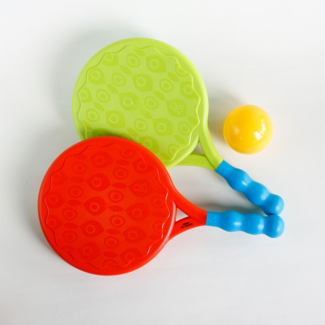 Zestaw dwustronnych rakietek z piłeczką B. Toys - Beach Boppers
