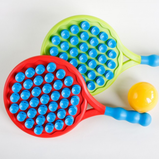 Zestaw dwustronnych rakietek z piłeczką B. Toys - Beach Boppers