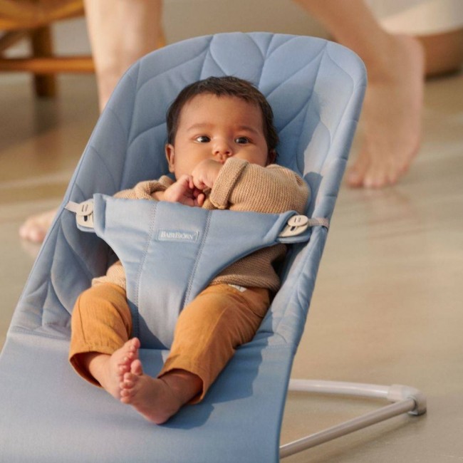 Leżaczek BABYBJORN BLISS WOVEN Petal Quilt - Niebieski