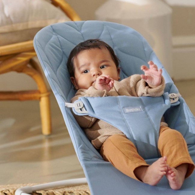 Leżaczek BABYBJORN BLISS WOVEN Petal Quilt - Niebieski