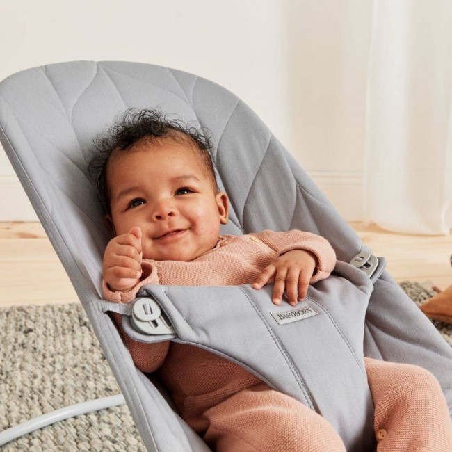 Leżaczek BABYBJORN BLISS WOVEN Petal Quilt - Jasnoszary
