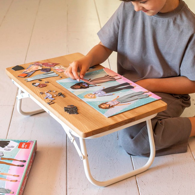 Zestaw z magnesami Apli Kids - Pokaz mody