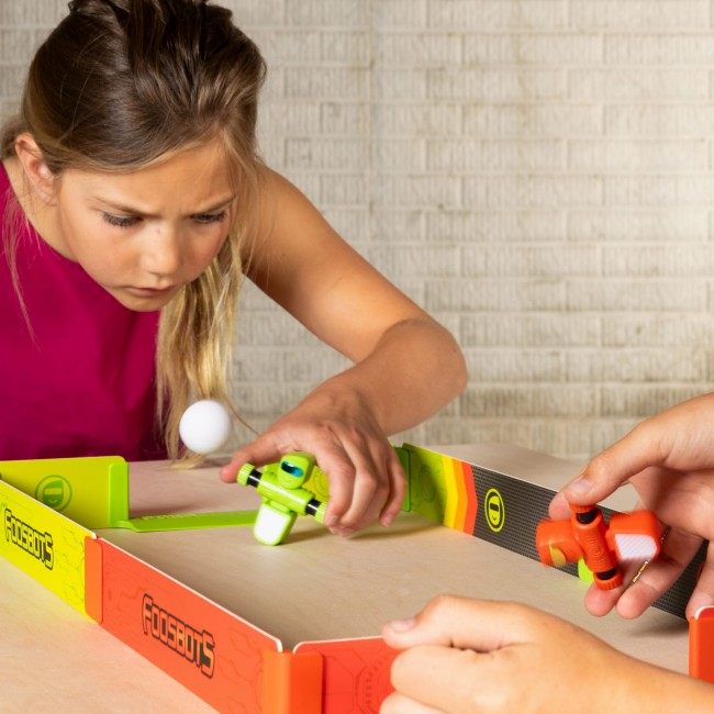 Piłkarzyki Foosbots Fat Brain Toys - Boisko do gry