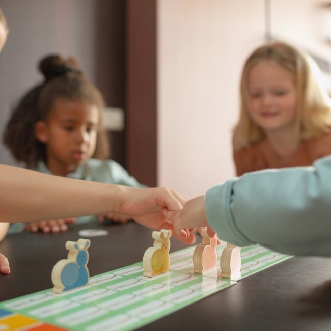 Drewniana gra BS Toys - Wyścig ślimaków