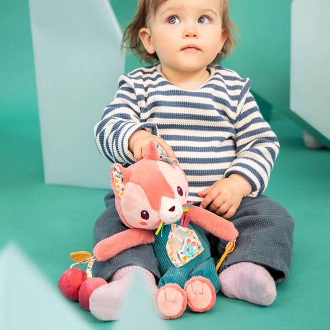 Przytulanka aktywizująca wielofunkcyjna Lilliputiens - Kotka Jeanne 9 m+
