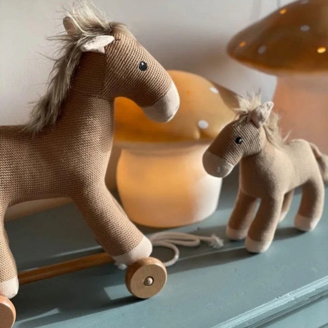 Pluszowy bawełniany konik Henry do ciągnięcia Egmont Toys
