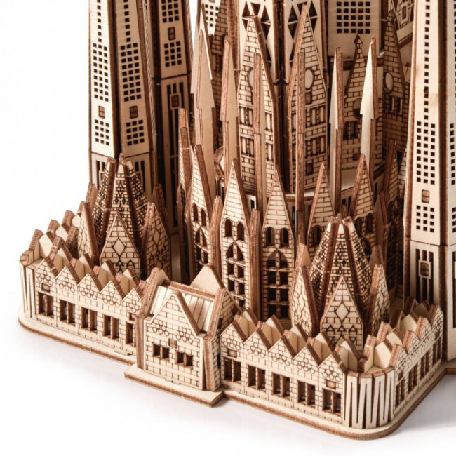 Drewniane Puzzle Model 3D Little Story - Sagrada Familia