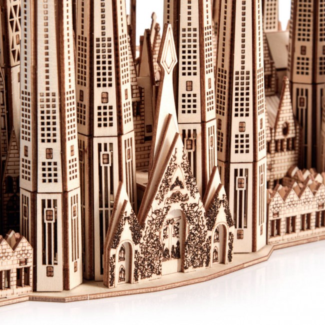 Drewniane Puzzle Model 3D Little Story - Sagrada Familia