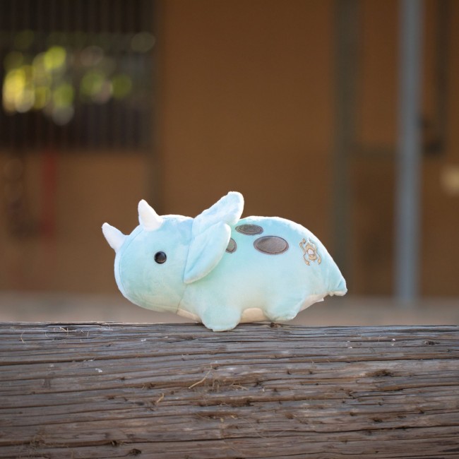 Pluszowy dinozaur Triceratops Bellzi - Seri