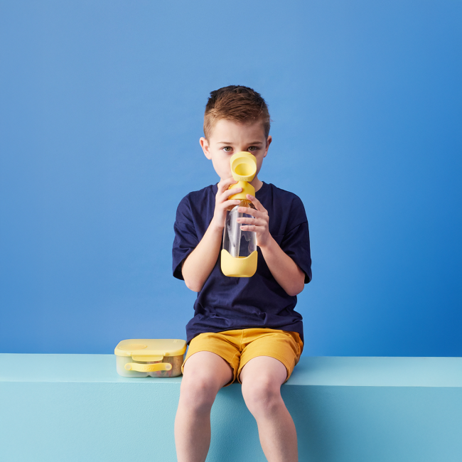 Tritanowa butelka ze słomką 600 ml B.box - Lemon Twist