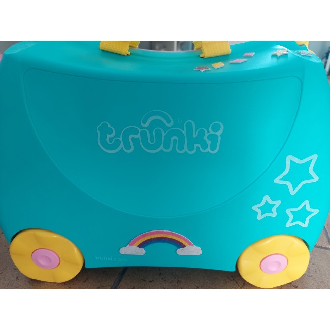 OUTLET Jeżdżąca walizeczka Trunki - Jednorożec Una + naklejki