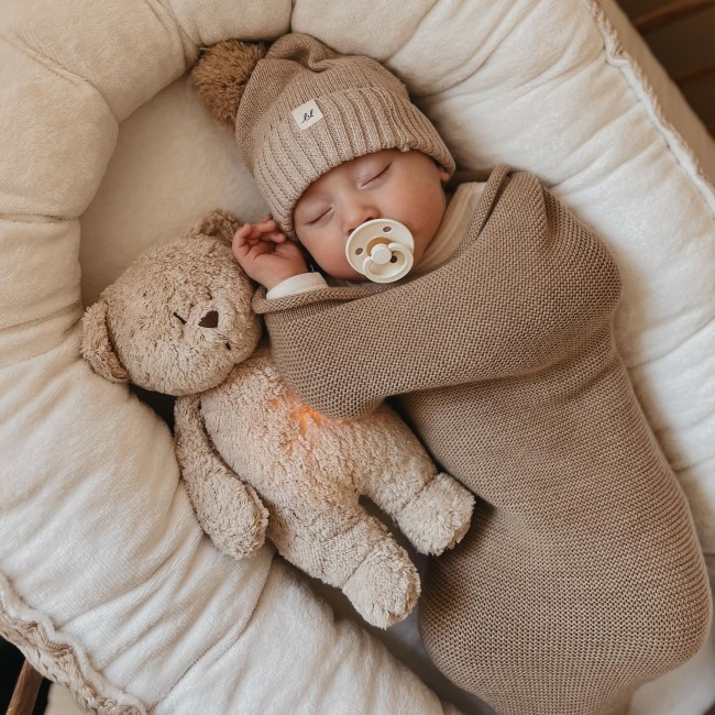 Szumiący miś z lampką Organic Moonie 2.0 - Sand