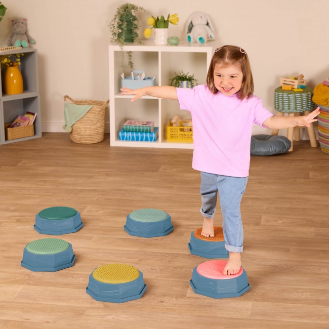 Kamienie sensoryczne B. Toys 6 kolorowych pól sensorycznych