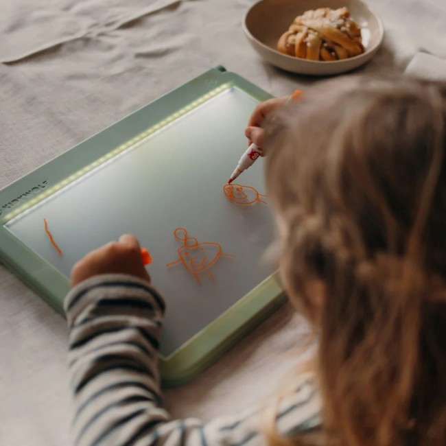 Podświetlany tablet do nauki pisania i rysowania Kidydraw Pro Kidywolf